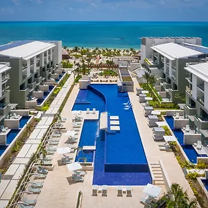 Catalonia Grand Costa Mujeres & Resort